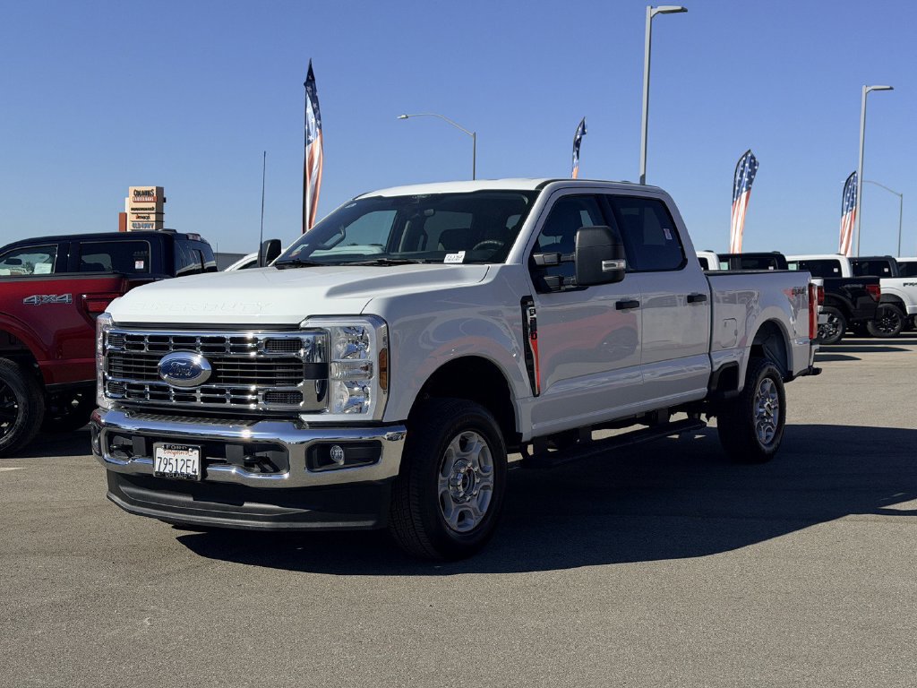 Used 2025 Ford F250 XLT AWD/4WD image 4