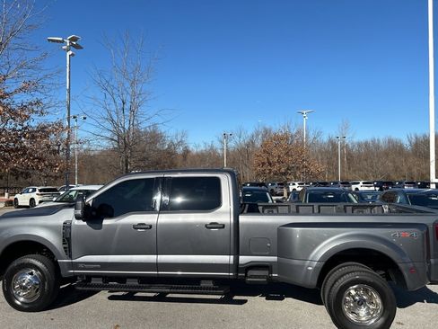 Used 2024 Ford F350 XLT image 6