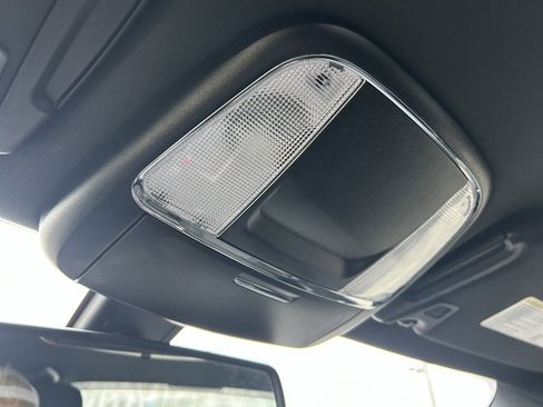 Used 2023 Dodge Charger SXT w/ Blacktop Package image 24