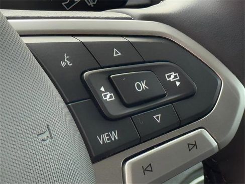 Used 2021 Volkswagen Atlas SE image 13