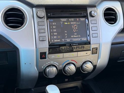 Used 2019 Toyota Tundra SR5 w/ SR5 Convenience Package image 20