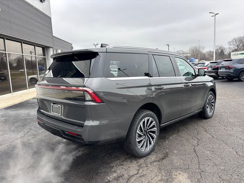 New 2026 Lincoln Navigator Black Label AWD/4WD image 7