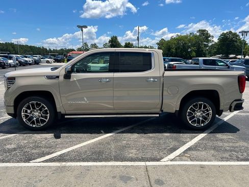 New 2026 GMC Sierra 1500 Denali w/ Denali Reserve Package AWD/4WD image 24