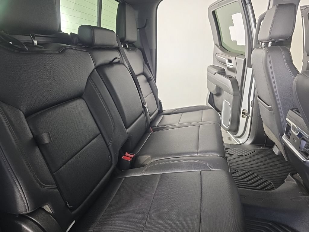 Used 2023 Chevrolet Silverado 1500 LTZ w/ LTZ Convenience Package II AWD/4WD image 33