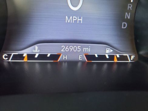 Used 2022 Jeep Cherokee Trailhawk image 30