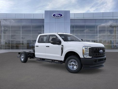 New 2026 Ford F350 XL image 7