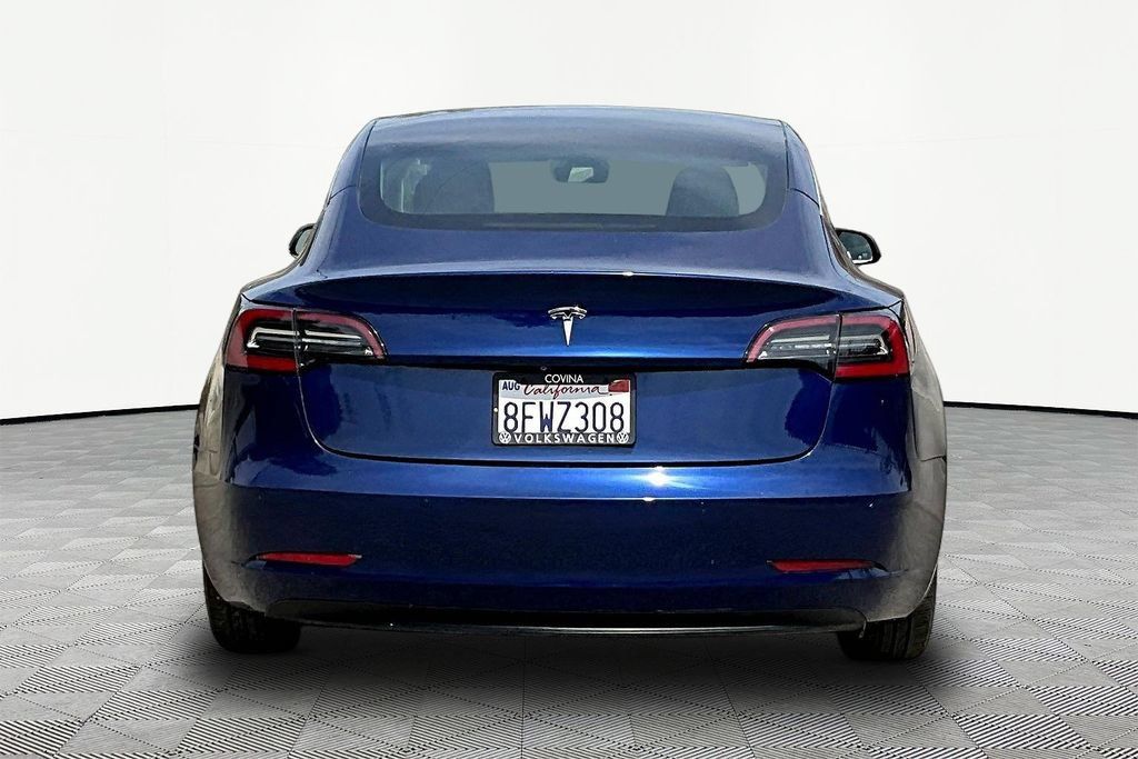 Used 2018 Tesla Model 3 Long Range RWD image 5