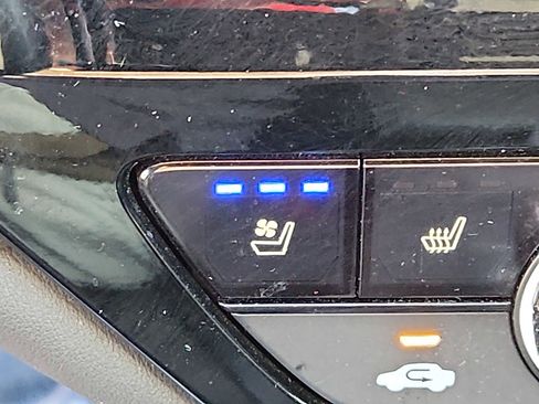 Certified 2024 Honda Accord Touring image 24