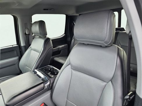 Used 2021 Ford F150 Lariat w/ Equipment Group 502A High image 20