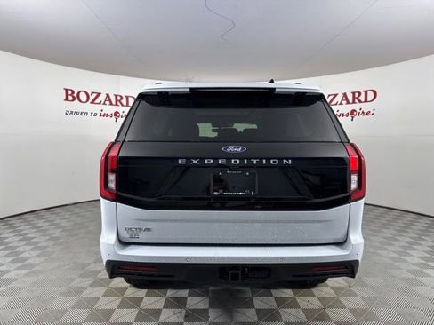 New 2025 Ford Expedition Active image 6