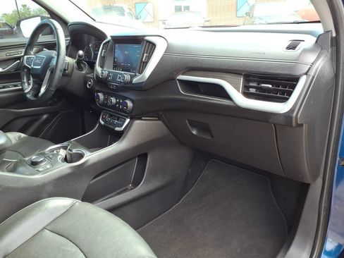 Certified 2023 GMC Terrain SLT w/ Tech Package FWD image 11