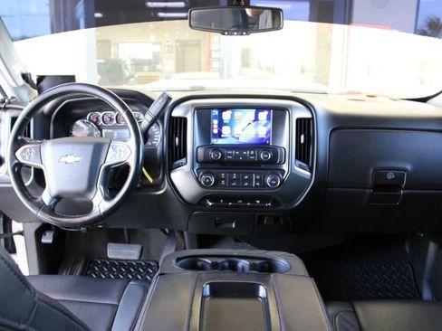 Used 2019 Chevrolet Silverado 2500 LT AWD/4WD image 13