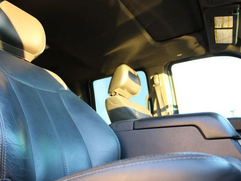 Used 2011 Ford F250 Lariat w/ Lariat Ultimate Pkg image 19