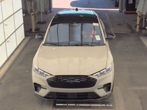 Used 2025 Ford Mustang Mach-E GT image 2