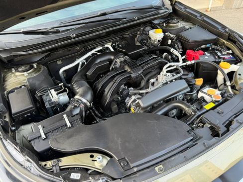 Used 2025 Subaru Outback Limited AWD/4WD image 29
