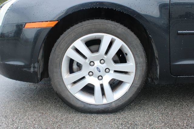 Used 2006 Ford Fusion SEL FWD image 30