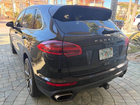 Used 2015 Porsche Cayenne Diesel image 33