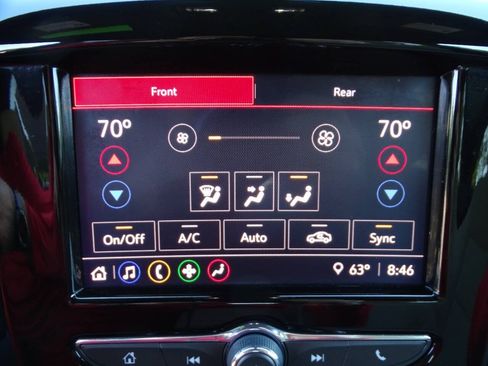 Used 2023 Chevrolet Traverse AWD LS w/ Safety Package image 25