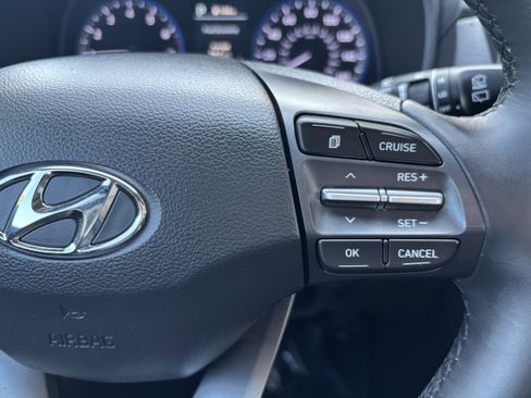 Used 2021 Hyundai Kona Limited AWD/4WD image 14
