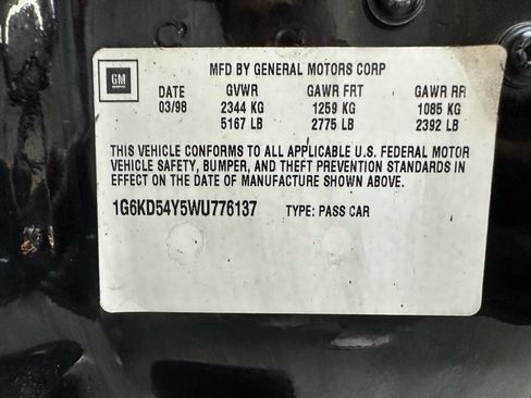 Used 1998 Cadillac De Ville Base 4dr Sedan image 22