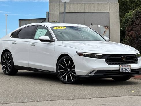 Certified 2023 Honda Accord Touring image 2