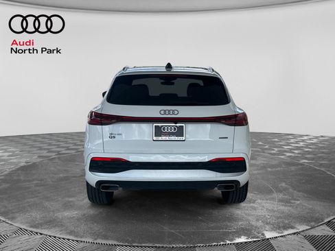 Used 2025 Audi Q5 Premium AWD/4WD image 4