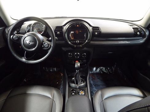 Used 2016 MINI Cooper Clubman Cooper image 9