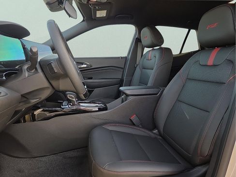 New 2026 Chevrolet Trax RS w/ Driver Confidence Package image 14