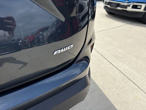 Used 2024 Ford Edge SEL w/ Class II Trailer Tow Package image 10