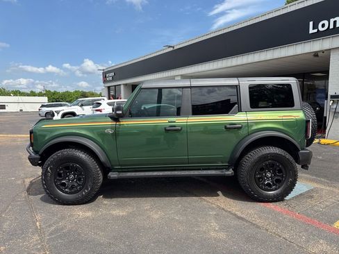 Used 2022 Ford Bronco Wildtrak image 10