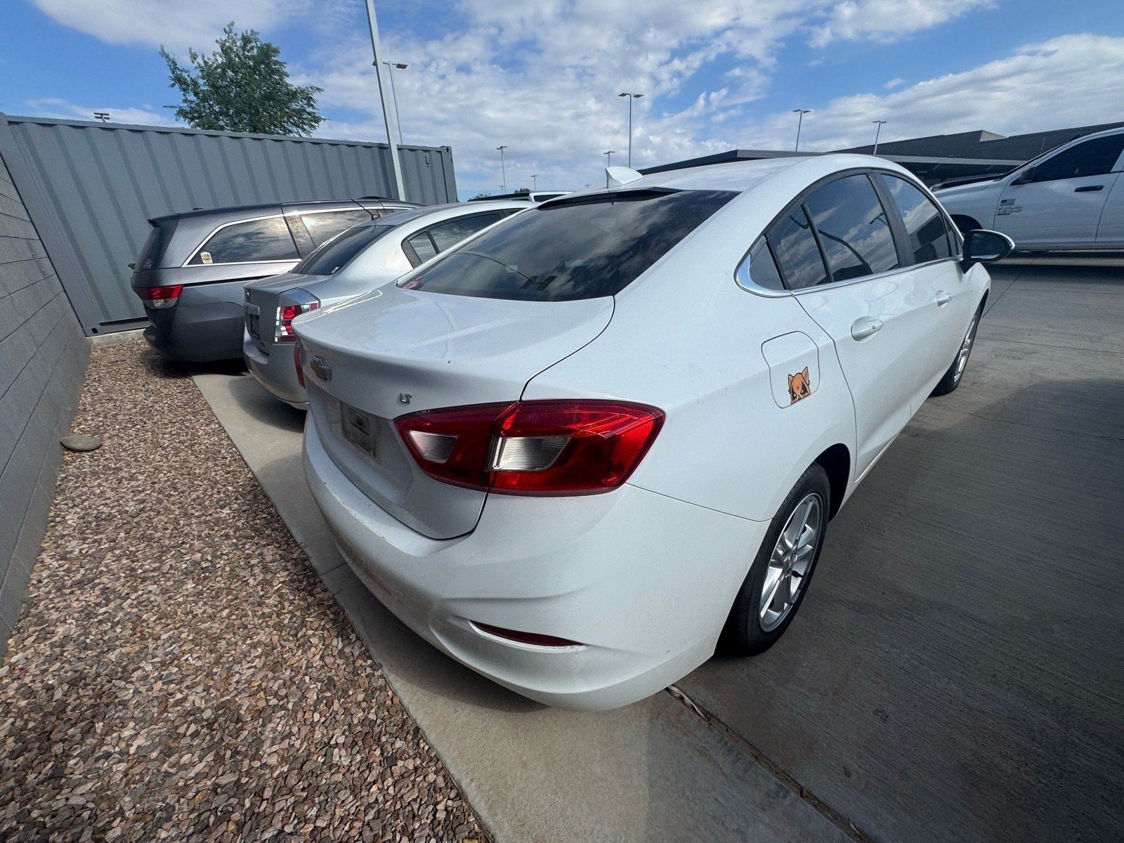 Used 2018 Chevrolet Cruze LT w/ Convenience Package FWD image 4