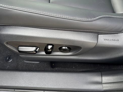 Certified 2025 Lexus UX 300h FWD image 15