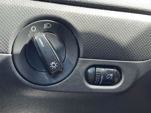 Used 2012 Volkswagen Jetta Sedan FWD image 28