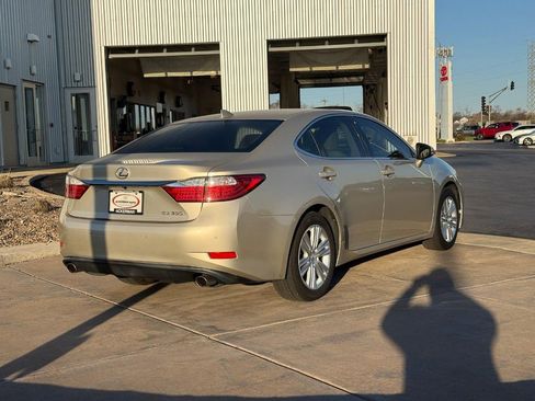 Used 2015 Lexus ES 350 w/ Premium Package image 5