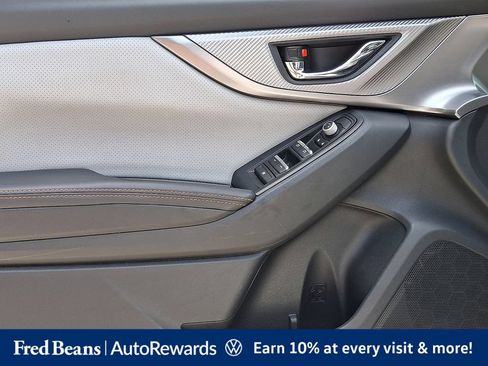Used 2022 Subaru Crosstrek 2.5i Limited w/ Moonroof Package 2 AWD/4WD image 16