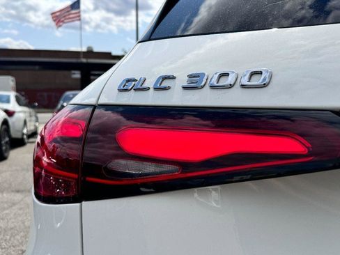 Used 2023 Mercedes-Benz GLC 300 4MATIC image 7