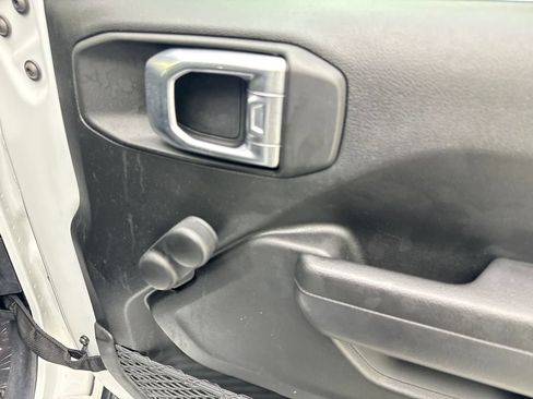 Used 2022 Jeep Wrangler Sport AWD/4WD image 42
