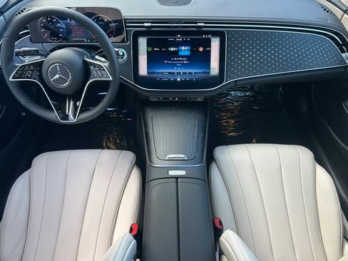 Certified 2024 Mercedes-Benz E 350 4MATIC Sedan image 13