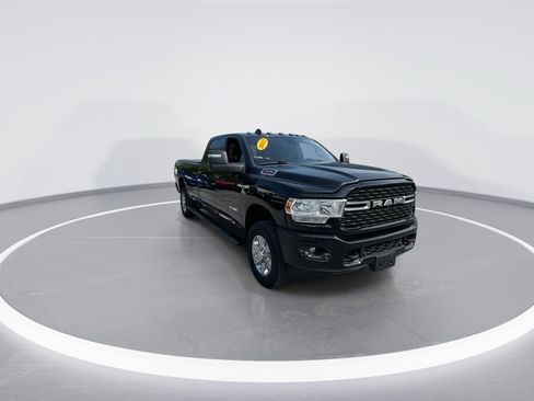 Used 2023 RAM 3500 Big Horn w/ Level 1 Equipment Group AWD/4WD image 3