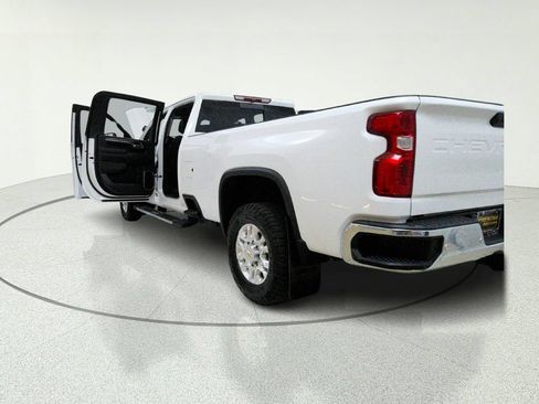 Used 2024 Chevrolet Silverado 3500 LT w/ True North Edition AWD/4WD image 12