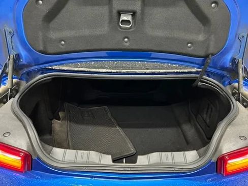 Used 2018 Chevrolet Camaro SS RWD image 14