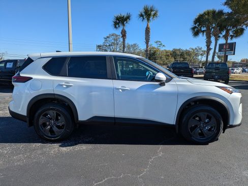 New 2026 Nissan Rogue SV image 3