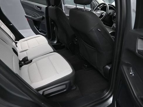 Used 2025 Ford Escape Active AWD/4WD image 18