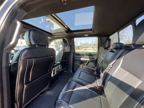 Used 2020 Ford F150 Lariat image 9