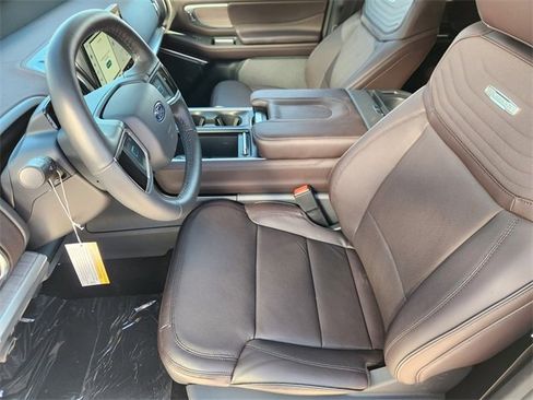 New 2026 Ford Expedition Platinum w/ Platinum Ultimate Package image 8