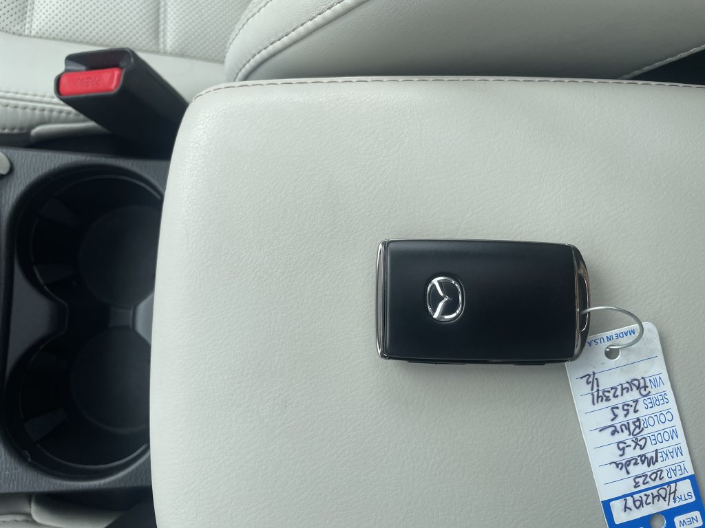 Used 2023 MAZDA CX-5 AWD 2.5 S w/ Premium Package image 39