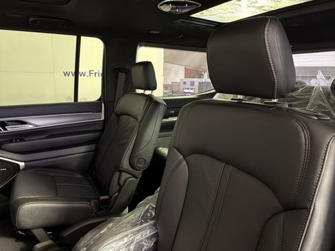 New 2026 Jeep Grand Wagoneer Limited w/ Premium Group II image 30