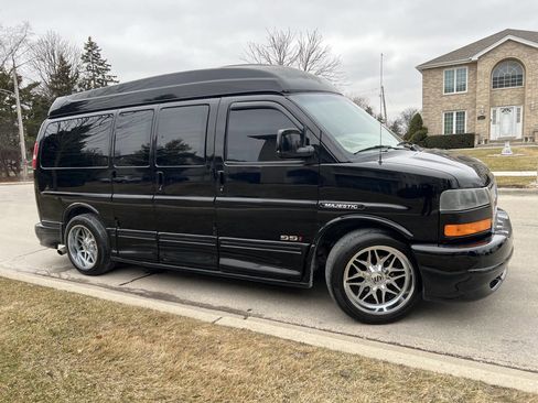 Used 2014 GMC Savana 1500 image 8