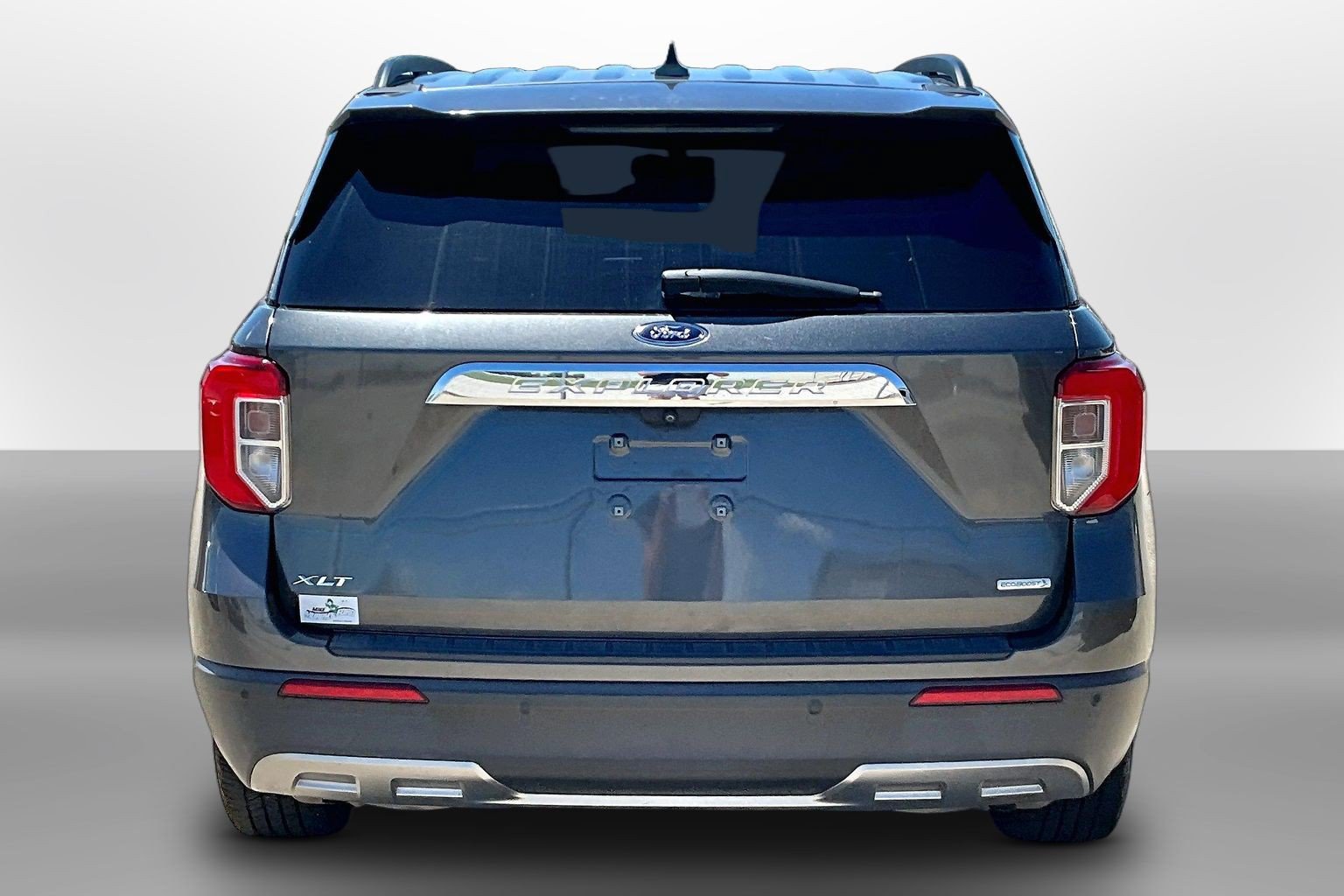 Used 2020 Ford Explorer XLT w/ Equipment Group 202A RWD image 4