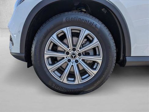 Used 2026 Mercedes-Benz GLC 300 4MATIC image 24